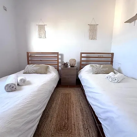 Dreamwaves Surf House Fuerteventura *