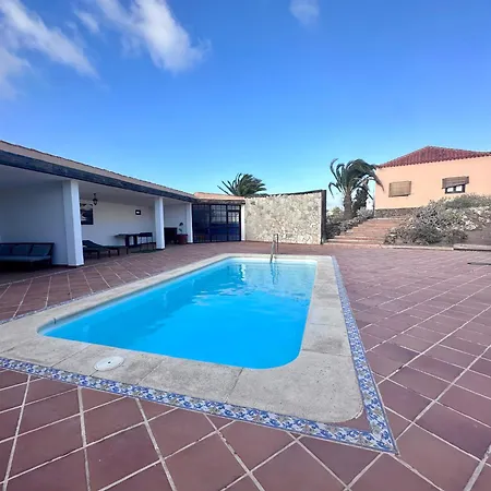 Dreamwaves Surf House Fuerteventura