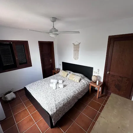 Dreamwaves Surf House Fuerteventura Guest house