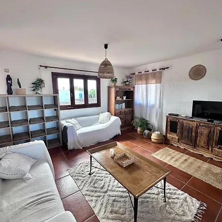 Dreamwaves Surf House Fuerteventura Guest house *