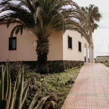 Dreamwaves Surf House Lajares Fuerteventura La Oliva